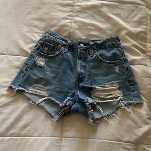 Light blue vintage distressed Levi’s!